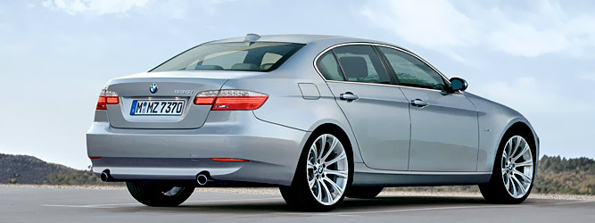 Новый BMW 5-серии 2010 года представлен в скетчах