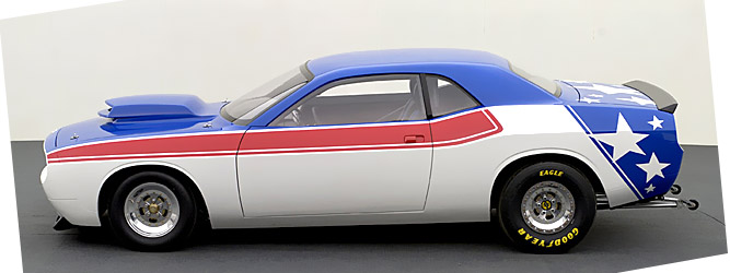 Dodge представил на мотошоу SEMA эксклюзивный концепткар Challenger Super Stock