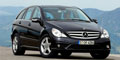 Компания Mercedes представила обновлённый R-класс