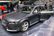 Новая Audi A4 2.7 TDI