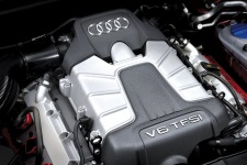 Двигатель новой Audi S4