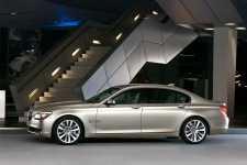 В Мюнхене официально представлен новый BMW 7-ой серии