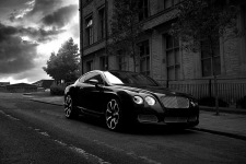 Kahn Design Bentley Continental GTS «Black Edition»