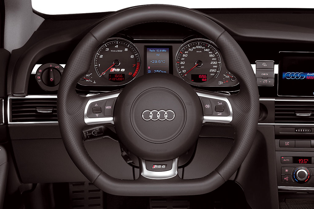 Универсал Audi RS6 Avant 2008 