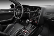 Audi RS4 Avant 2012
