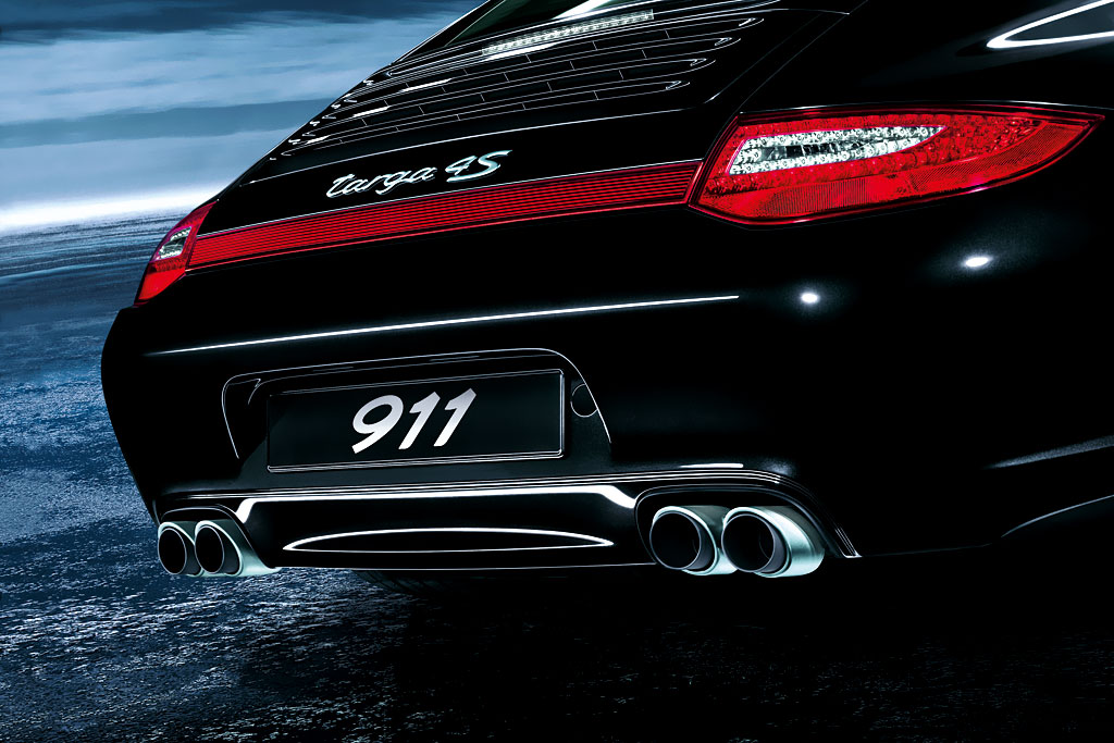 Новая выхлопная система для Porsche 911
