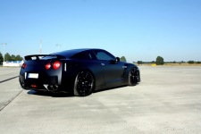 Avus Nissan GTR Black Edition